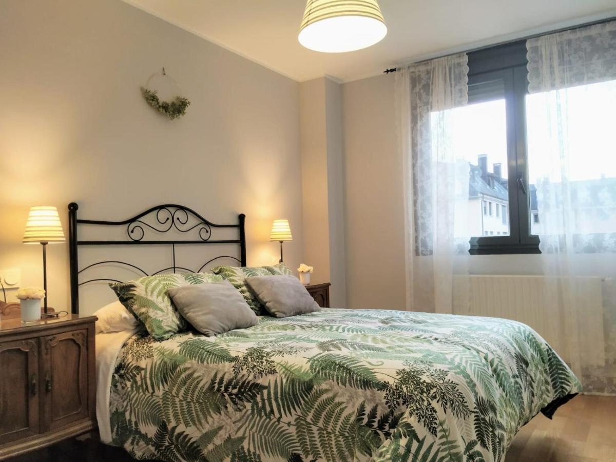 Apartamento En Oviedo,Wifi Екстериор снимка