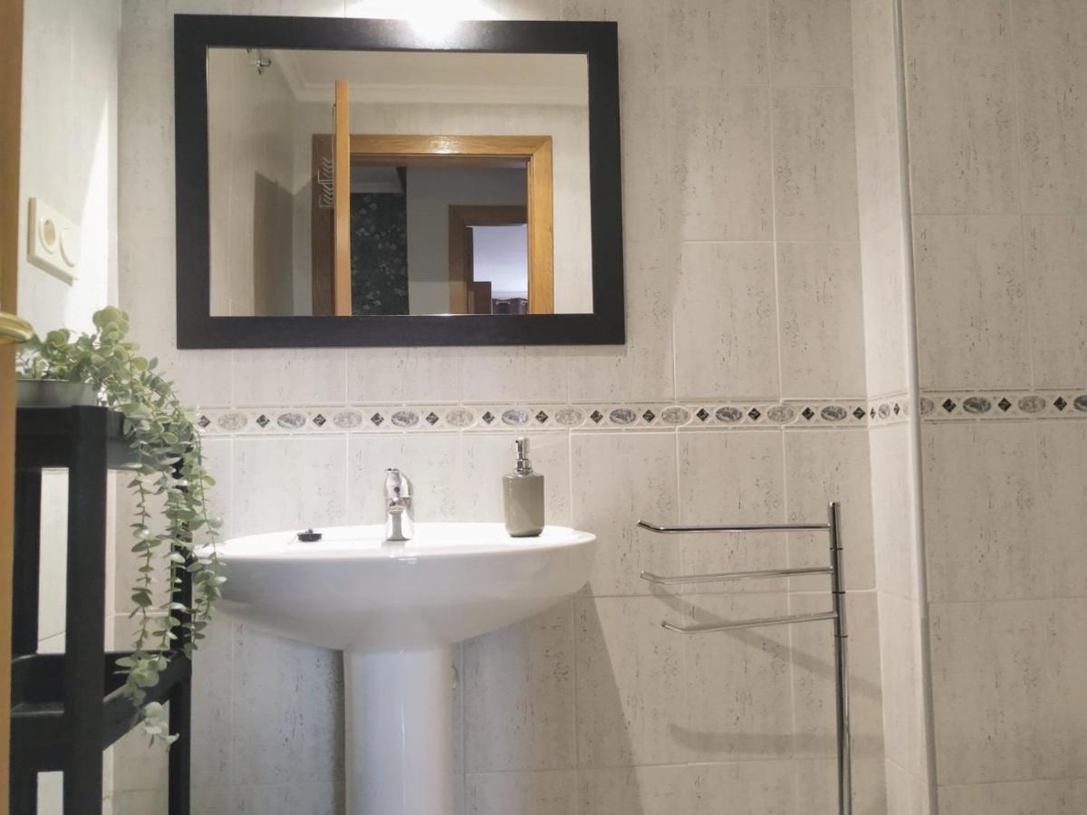 Apartamento En Oviedo,Wifi Екстериор снимка
